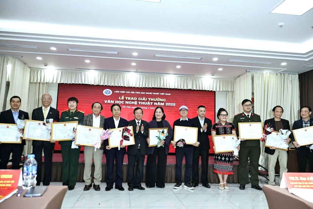 Phim “Mưa đỏ” nằm trong danh sách các tác phẩm Văn học nghệ thuật xuất sắc năm 2025 - ảnh 1