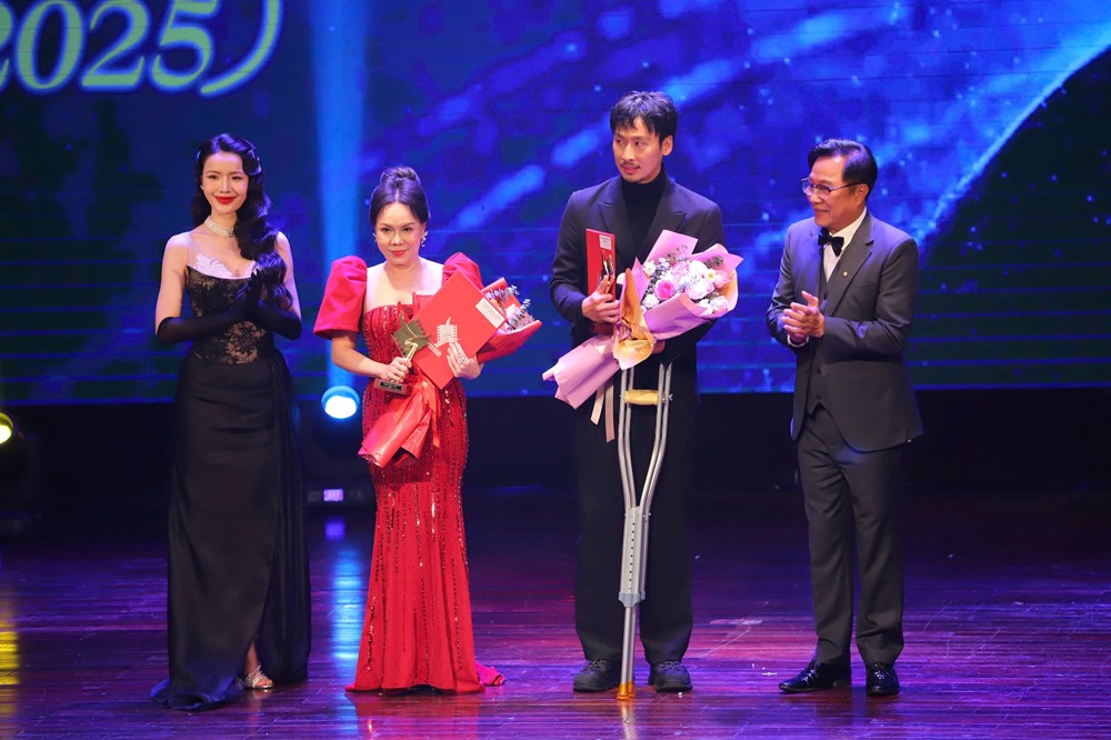 “Mưa đỏ” giành Giải Cánh diều Vàng 2025 - ảnh 6