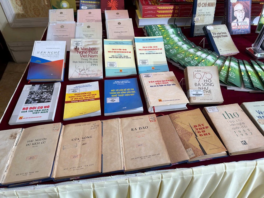 Văn học được đặt vào hệ sinh thái phát triển bằng chính sách - ảnh 2