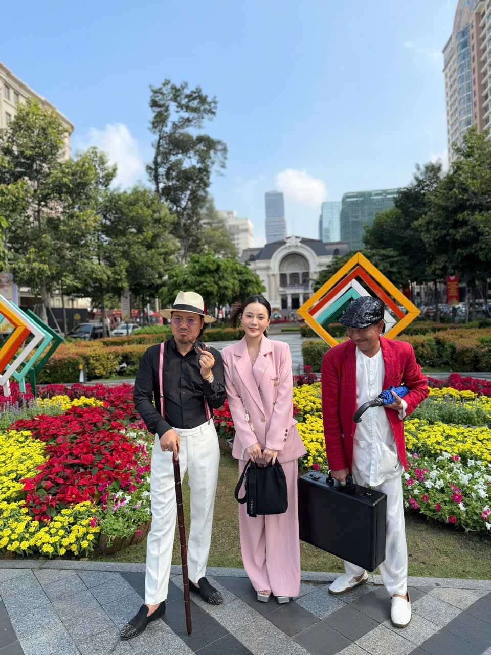 Thông gia - Mối quan hệ đặc biệt của gia đình Việt qua góc nhìn hài hước - ảnh 3