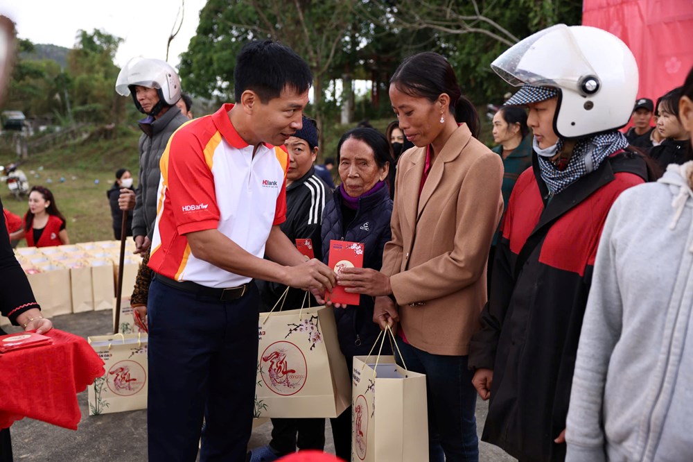Tết đồng bào 2026 mang hơi ấm mùa Xuân đến vùng cao Tuyên Quang - ảnh 3