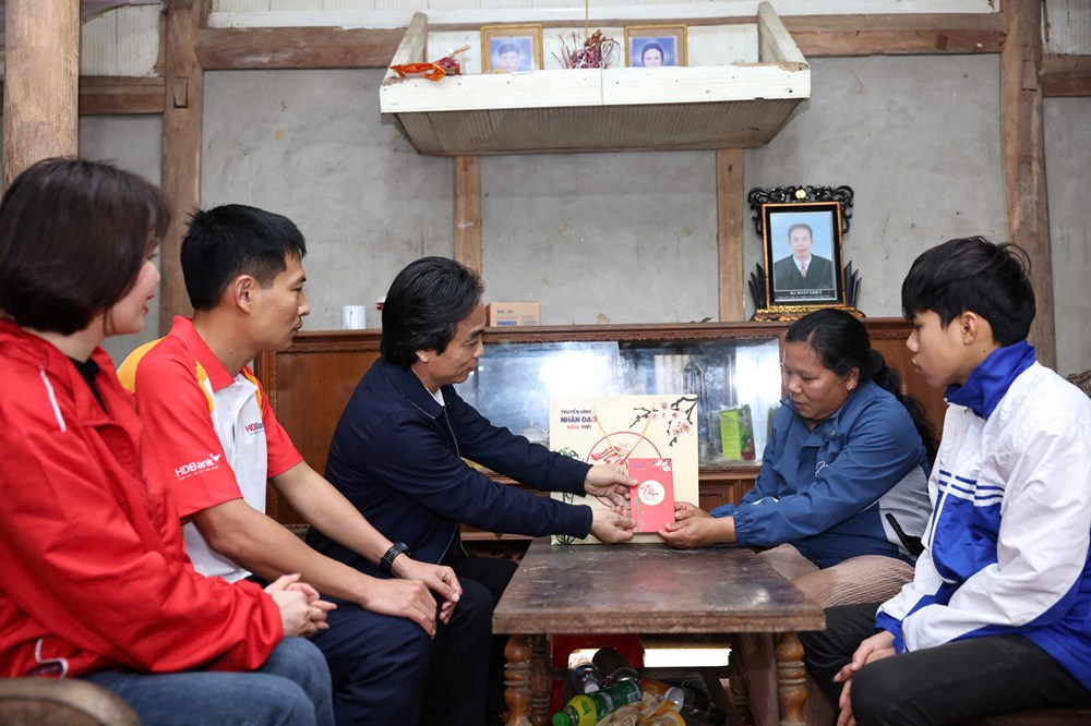 Tết đồng bào 2026 mang hơi ấm mùa Xuân đến vùng cao Tuyên Quang - ảnh 6