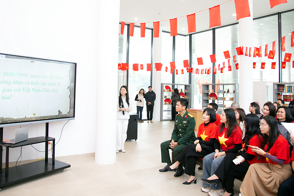 Nhiều hoạt động tại chương trình “Vững bước dưới lá cờ vẻ vang của Đảng” - ảnh 5