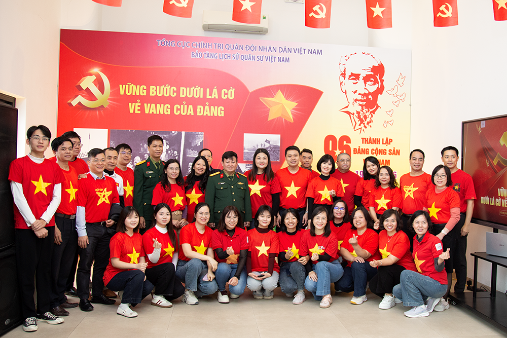 Nhiều hoạt động tại chương trình “Vững bước dưới lá cờ vẻ vang của Đảng” - ảnh 4