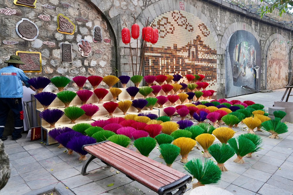 Chợ hoa Xuân Phố cổ 2026 gắn với tuyến bích họa Phùng Hưng - ảnh 5