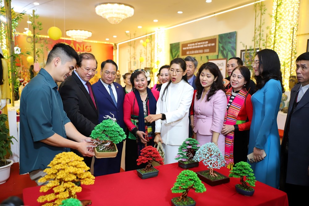 “Hội xuân Bính Ngọ 2026” tưng bừng khai mạc - ảnh 2