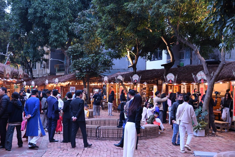 Văn Miếu – Quốc Tử Giám mở cửa xuyên Tết, có điểm giữ xe miễn phí - ảnh 3