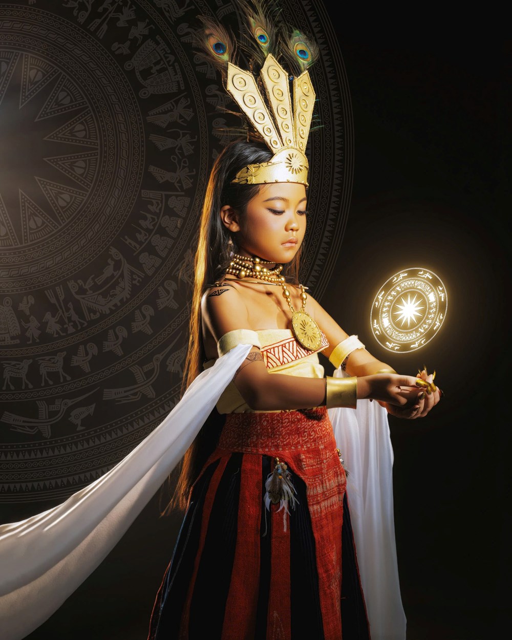 Chân dung mẫu nhí 9 tuổi gây bất ngờ khi đóng phim cổ trang  - ảnh 5