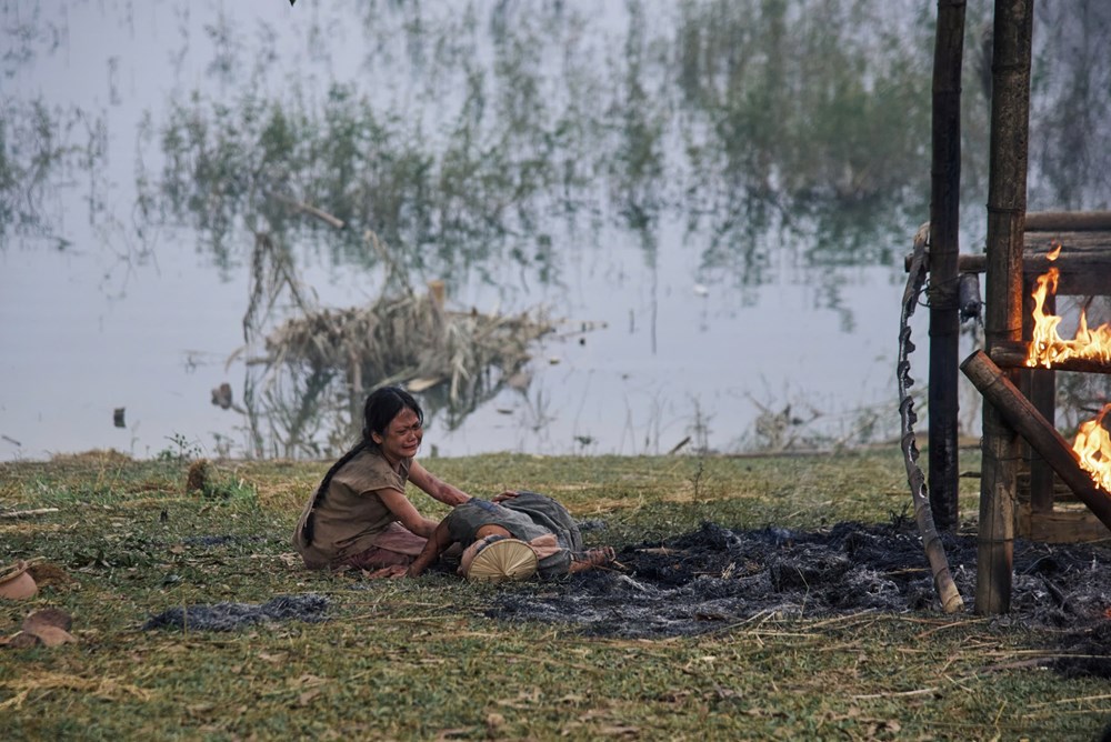 Chân dung mẫu nhí 9 tuổi gây bất ngờ khi đóng phim cổ trang  - ảnh 4