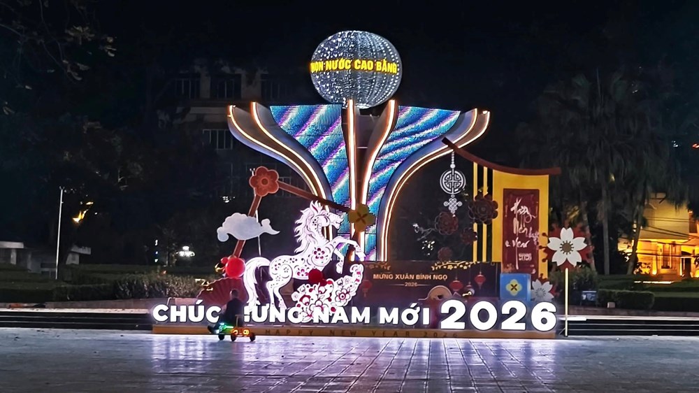 Sôi động các hoạt động đón giao thừa và vui xuân tại Cao Bằng - ảnh 3