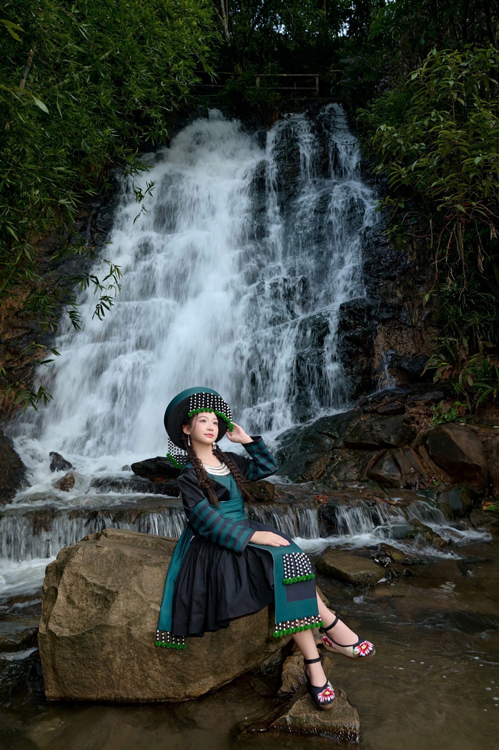 MC Thanh Mai và học trò Lưu Huyền Anh tỏa sáng trong trang phục tôn vinh văn hóa Tây Bắc - ảnh 8