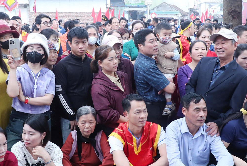 Khai hội Đền Sái và đón nhận Bằng ghi danh Di sản văn hoá phi vật thể quốc gia - ảnh 6