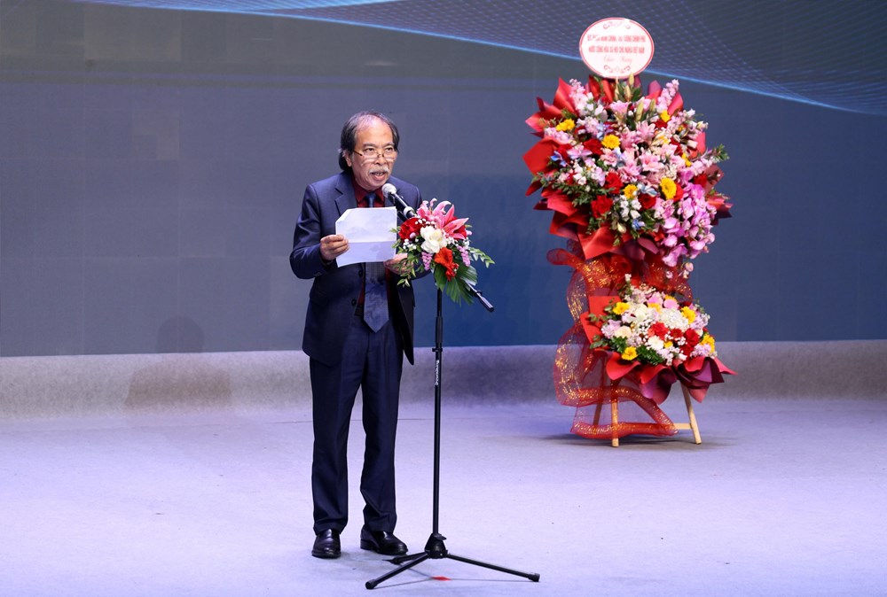 “Trước biển lớn” - Đêm thơ Nguyên tiêu lan tỏa khát vọng vươn xa - ảnh 4