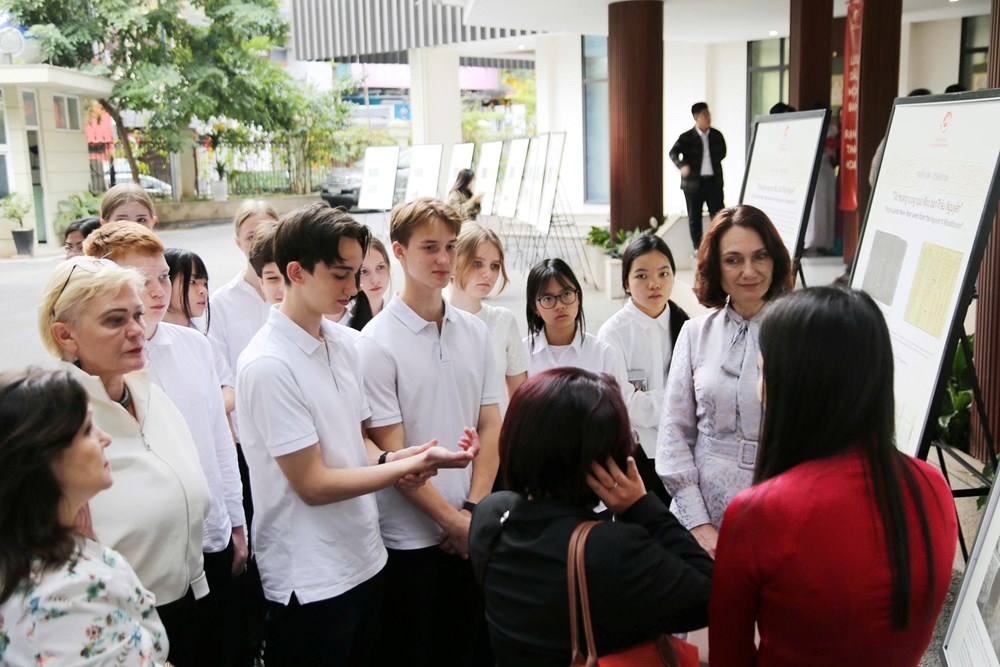 Quảng bá di sản tư liệu thế giới và tài liệu lưu trữ quốc gia tiêu biểu - ảnh 4