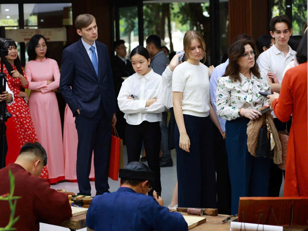 Quảng bá di sản tư liệu thế giới và tài liệu lưu trữ quốc gia tiêu biểu - ảnh 7