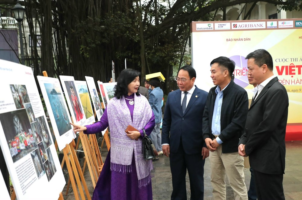 22 tác phẩm ảnh xuất sắc về “Việt Nam trên hành trình đổi mới“ - ảnh 9