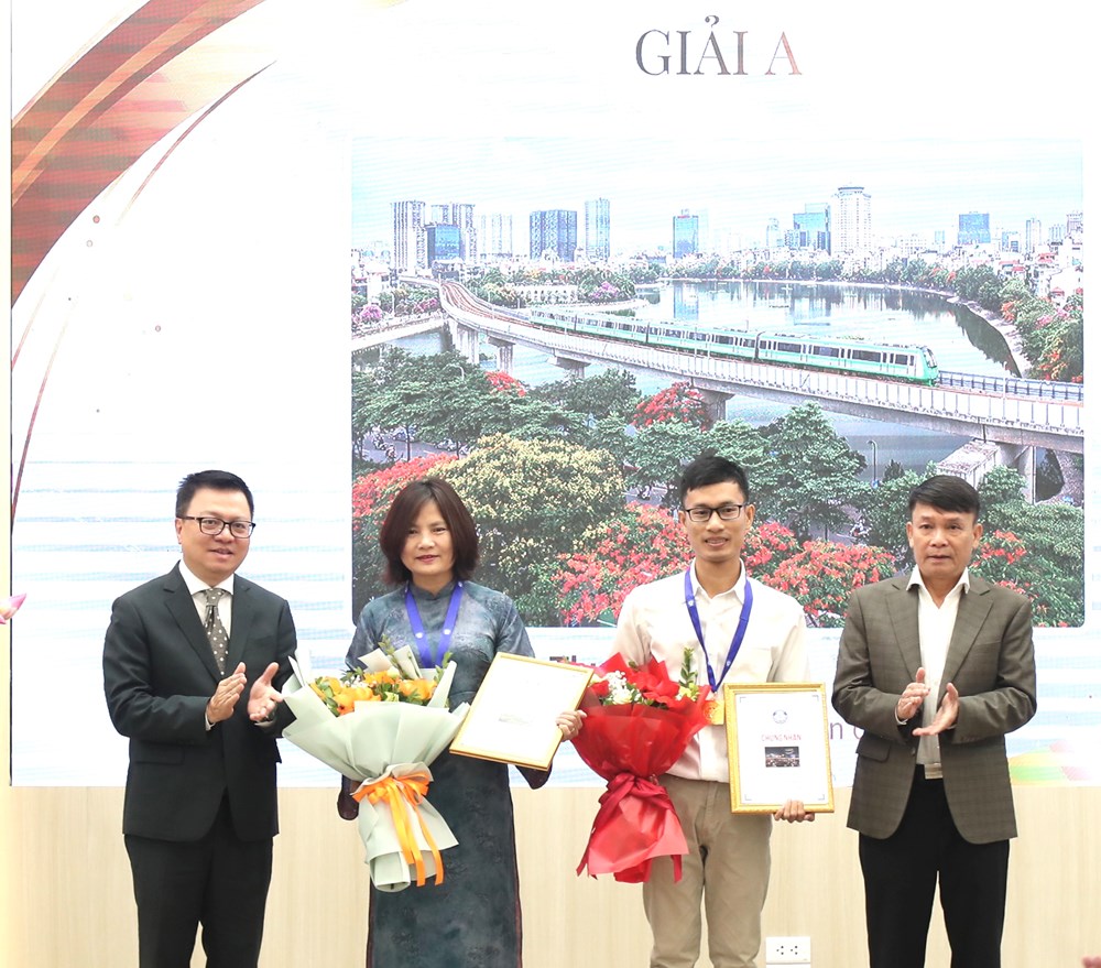 22 tác phẩm ảnh xuất sắc về “Việt Nam trên hành trình đổi mới“ - ảnh 2