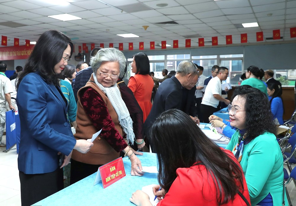 Thứ trưởng Thường trực Lâm Thị Phương Thanh tham gia bầu cử, thực hiện nghĩa vụ công dân - ảnh 6