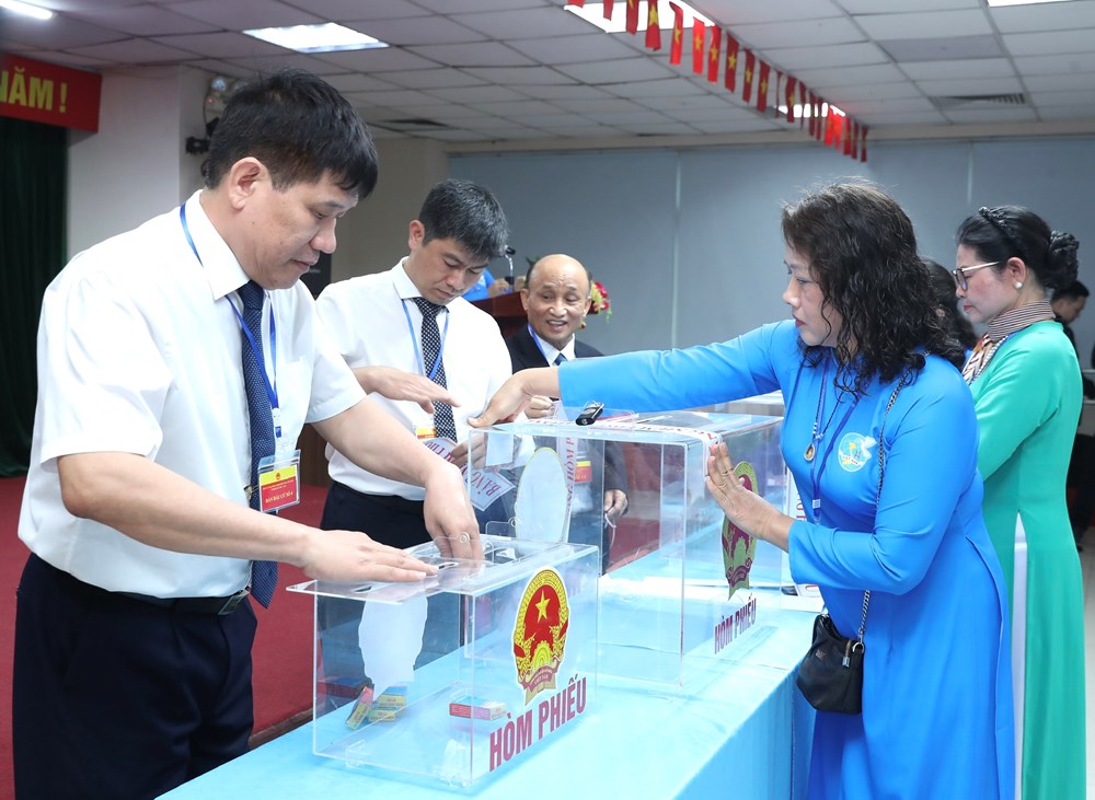 Thứ trưởng Thường trực Lâm Thị Phương Thanh tham gia bầu cử, thực hiện nghĩa vụ công dân - ảnh 5