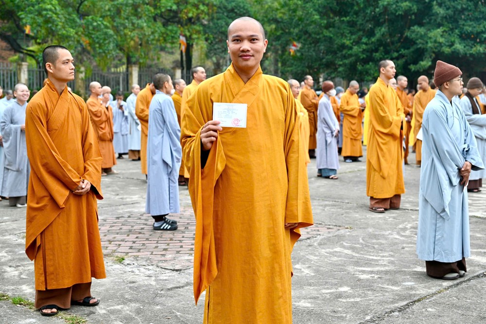 Tăng ni Học viện Phật giáo Việt Nam tham gia ngày hội bầu cử - ảnh 5