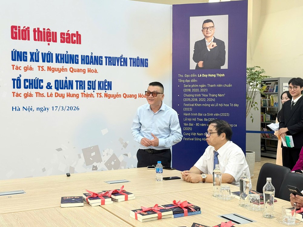 Ra mắt hai cuốn sách về khủng hoảng truyền thông và tổ chức sự kiện - ảnh 2