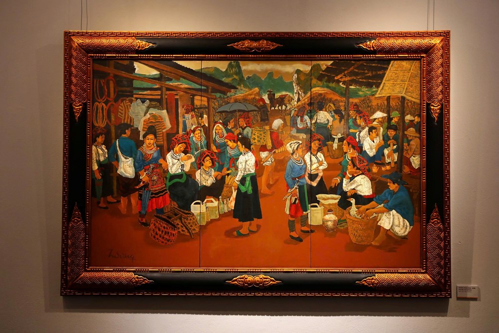 Ngắm những phiên chợ quê xưa trong tranh Hoàng Sùng - ảnh 7