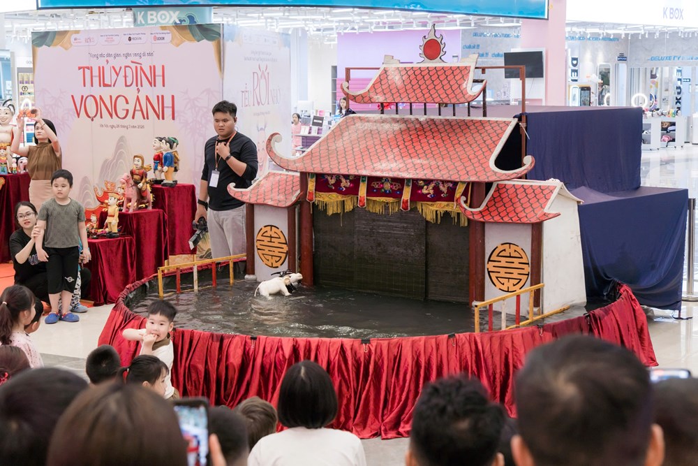 Thổi “làn gió” công nghệ vào nghệ thuật rối nước truyền thống - ảnh 1