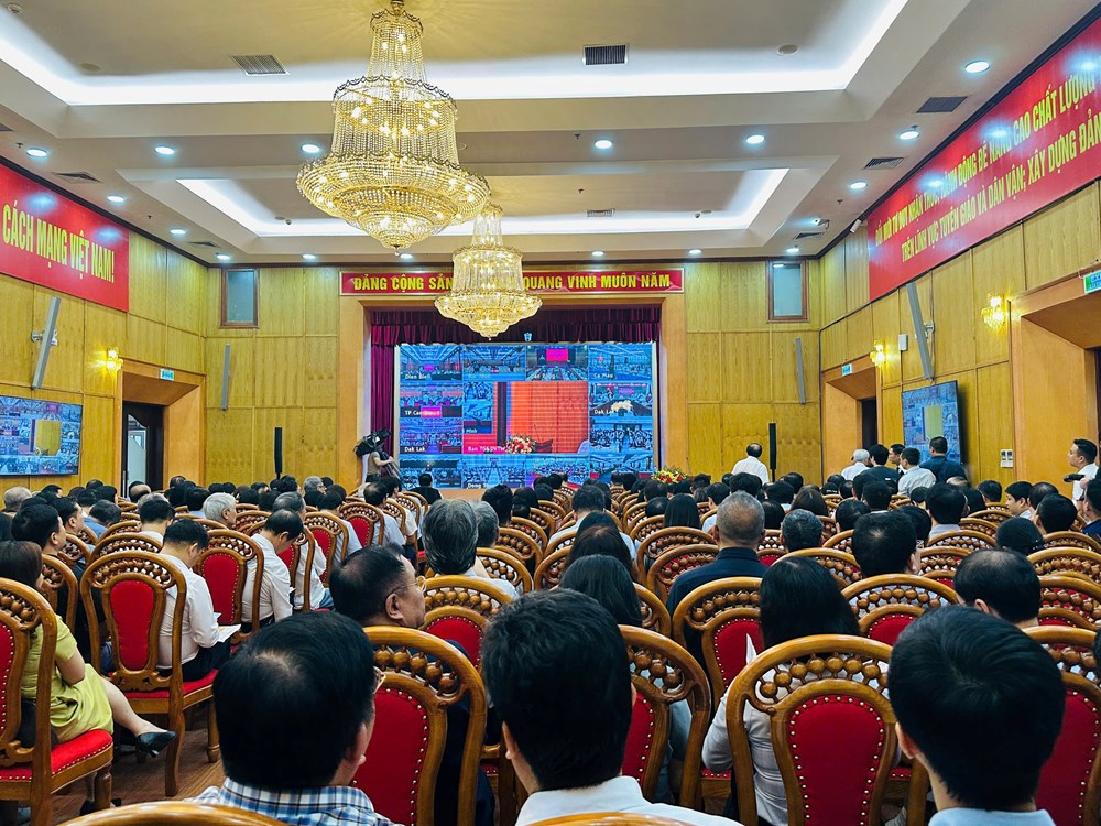 Đội ngũ trí thức, văn nghệ sĩ, báo chí phải tiên phong hiện thực hóa Nghị quyết Đại hội XIV - ảnh 8