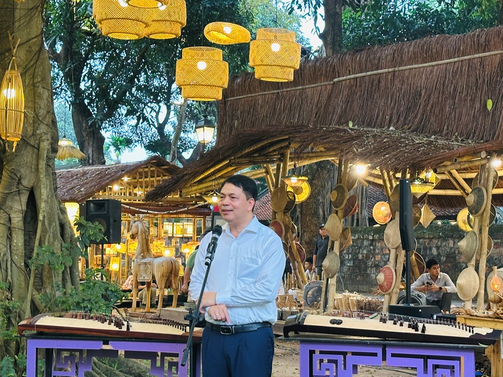 Vườn Ánh sáng- sự giao thoa của nghệ thuật và tri thức - ảnh 2