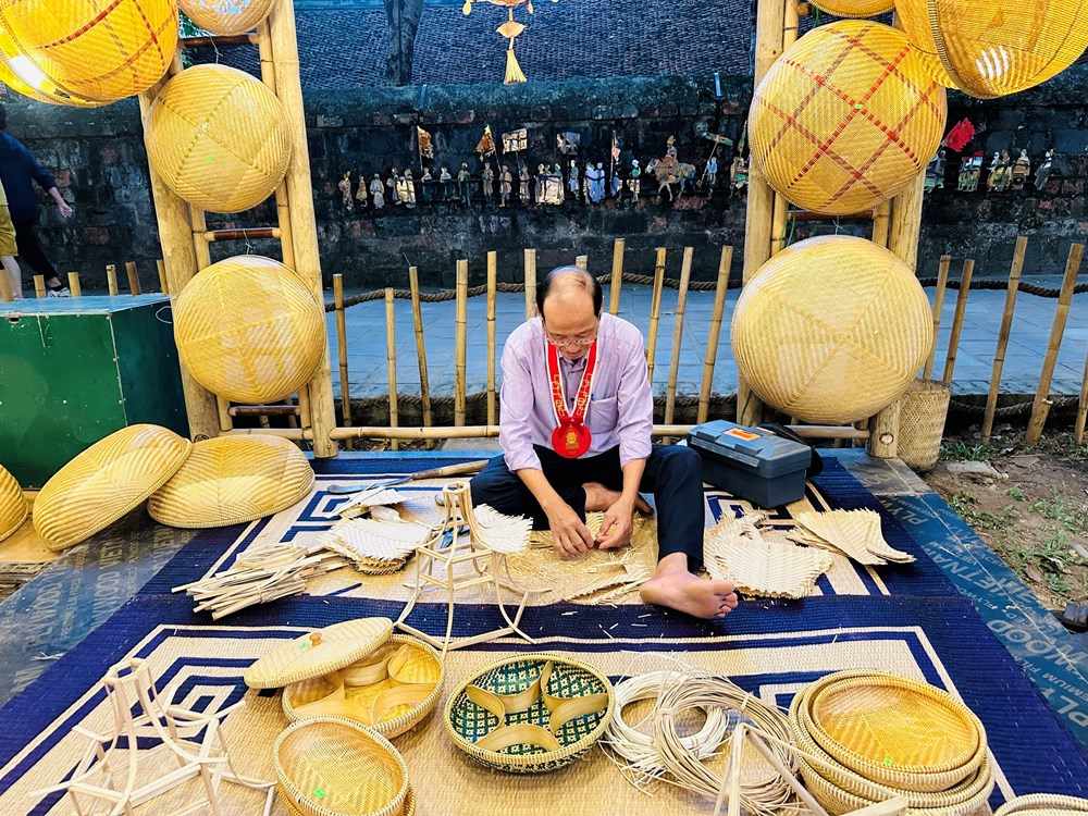 Vườn Ánh sáng- sự giao thoa của nghệ thuật và tri thức - ảnh 4