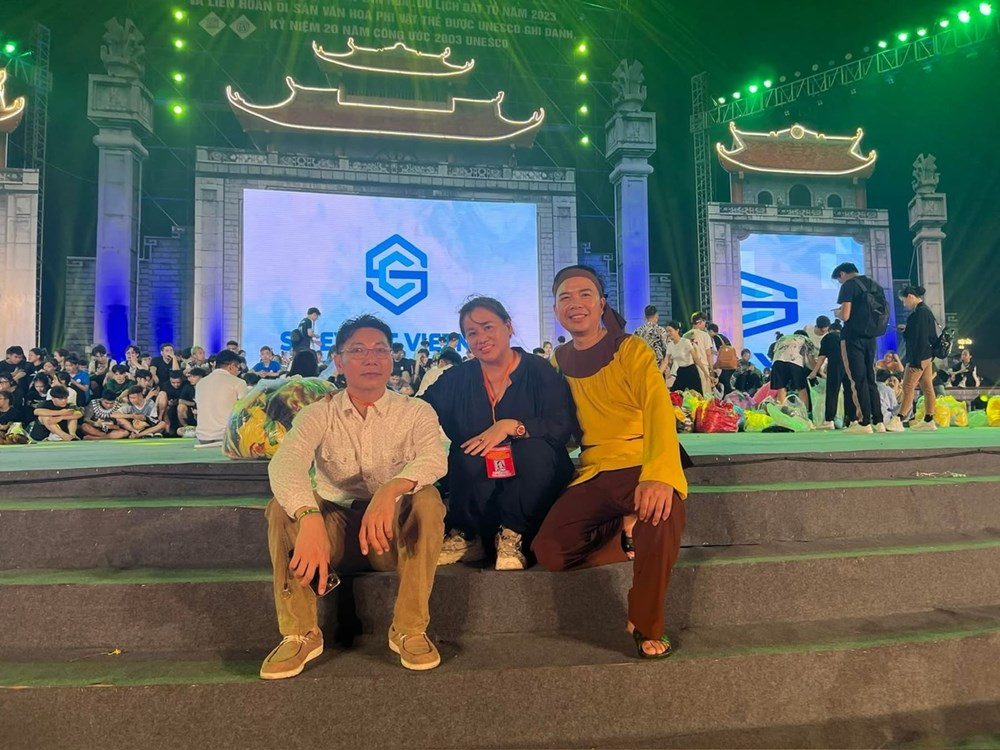 Tác giả Lê Thế Song kể câu chuyện lớn hơn về cội nguồn trong đêm khai hội Đền Hùng - ảnh 4