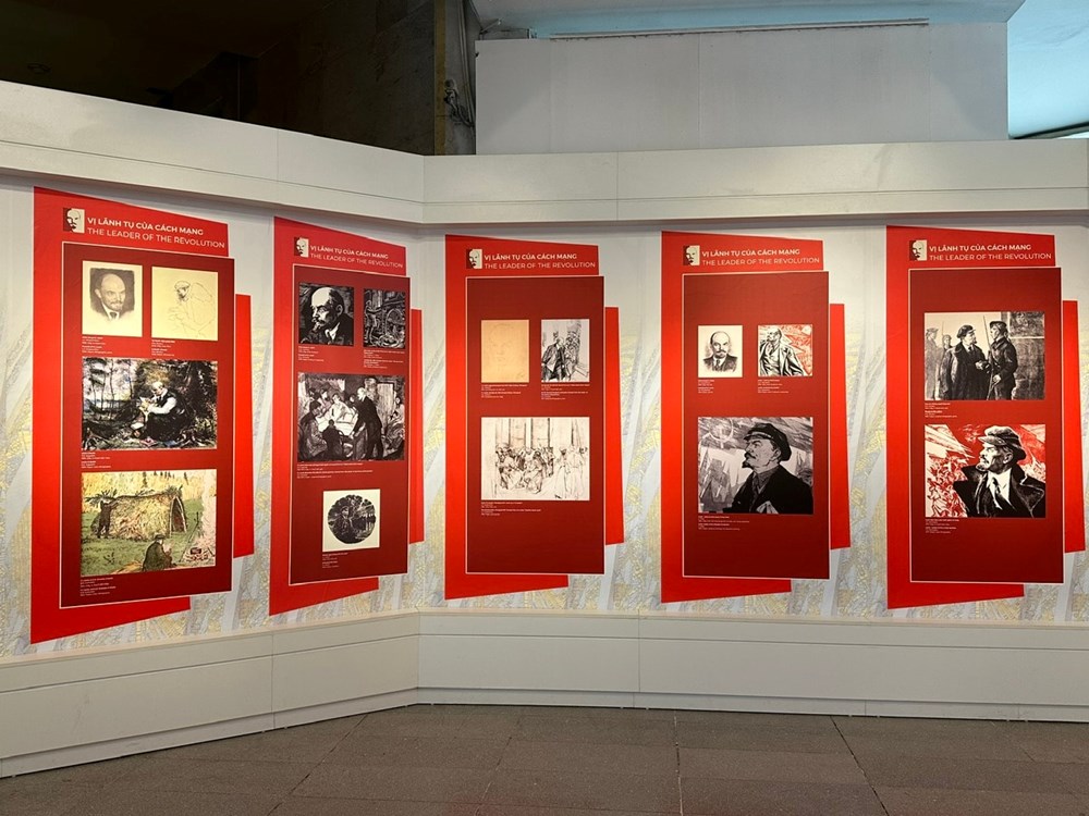 Chiêm ngưỡng 156 hình tượng Lênin tại Bảo tàng Hồ Chí Minh - ảnh 4