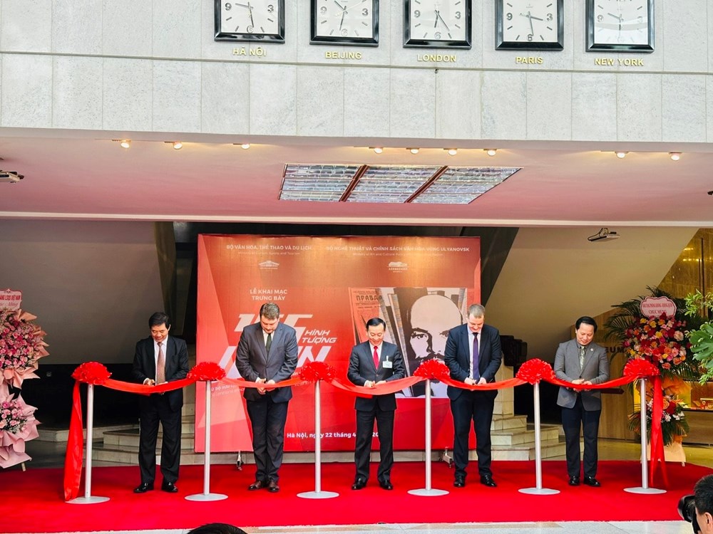 Chiêm ngưỡng 156 hình tượng Lênin tại Bảo tàng Hồ Chí Minh - ảnh 1