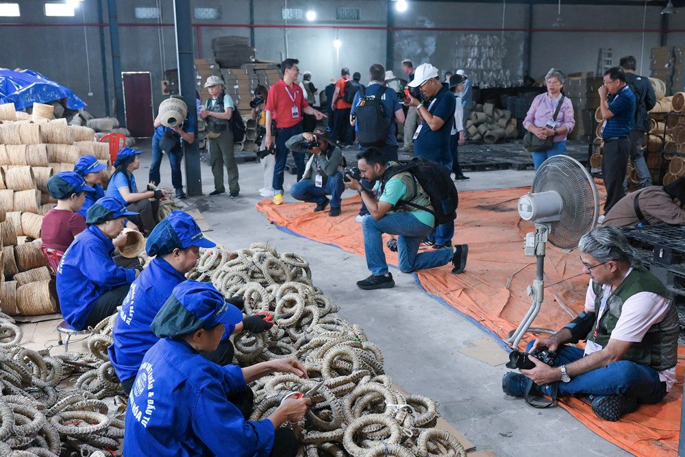 Tôn vinh vẻ đẹp Việt Nam trong chương trình Hội ngộ Nhiếp ảnh quốc tế PSA - ảnh 8