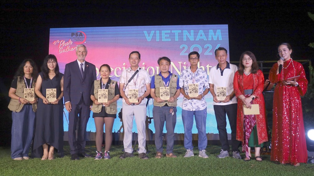 Tôn vinh vẻ đẹp Việt Nam trong chương trình Hội ngộ Nhiếp ảnh quốc tế PSA - ảnh 4