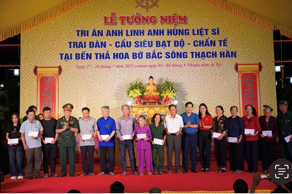 “Bóng núi” - bản ký ức thi ca về một thế hệ đi qua chiến tranh - ảnh 3