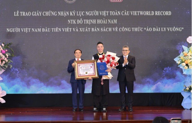 Lần đầu tiên công thức áo dài ly vuông được hệ thống hóa thành sách chuyên môn - ảnh 4