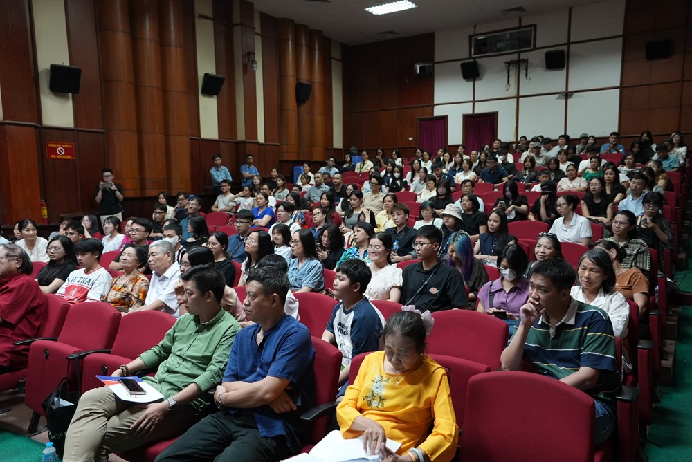 Đánh thức ký ức lịch sử từ những thước phim tài liệu - ảnh 8