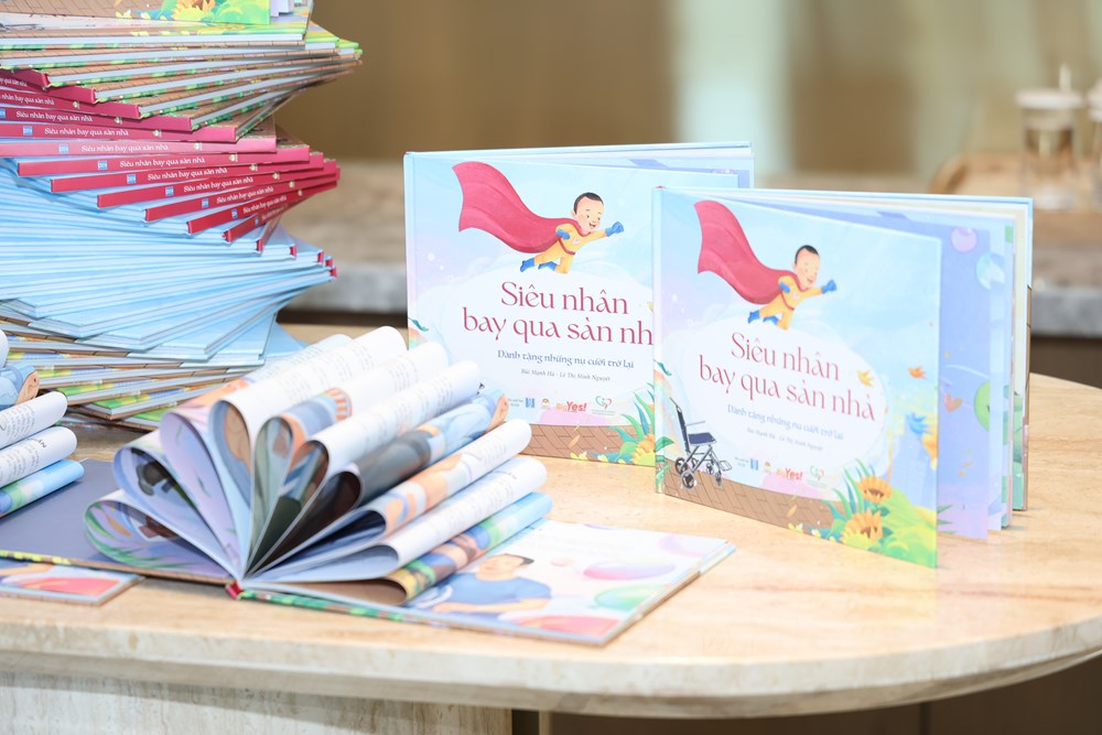 “Siêu nhân bay qua sàn nhà” - Hành trình văn chương kết nối những nụ cười và khát vọng hòa nhập - ảnh 5