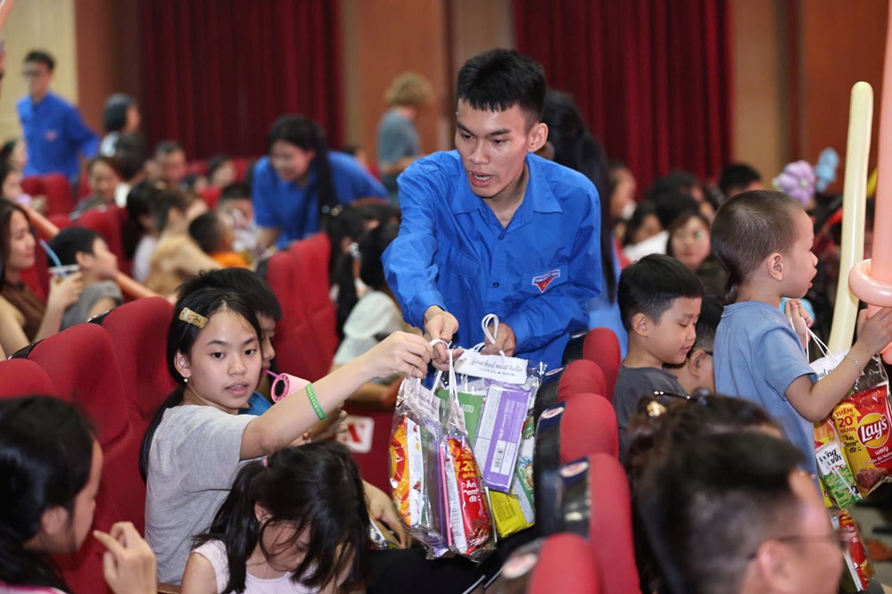 Nhiều hoạt động đặc sắc dành cho thiếu nhi “Bay cao những ước mơ“ - ảnh 4