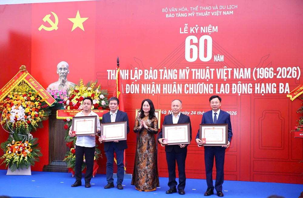 Bảo tàng Mỹ thuật Việt Nam đón nhận Huân chương Lao động hạng Ba, khẳng định vị thế trung tâm mỹ thuật hàng đầu cả nước - ảnh 4