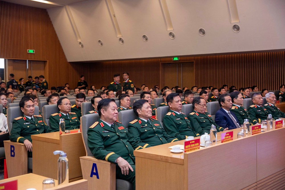 Bảo tàng Lịch sử Quân sự Việt Nam đón nhận Huân chương Bảo vệ Tổ quốc hạng Ba - ảnh 1