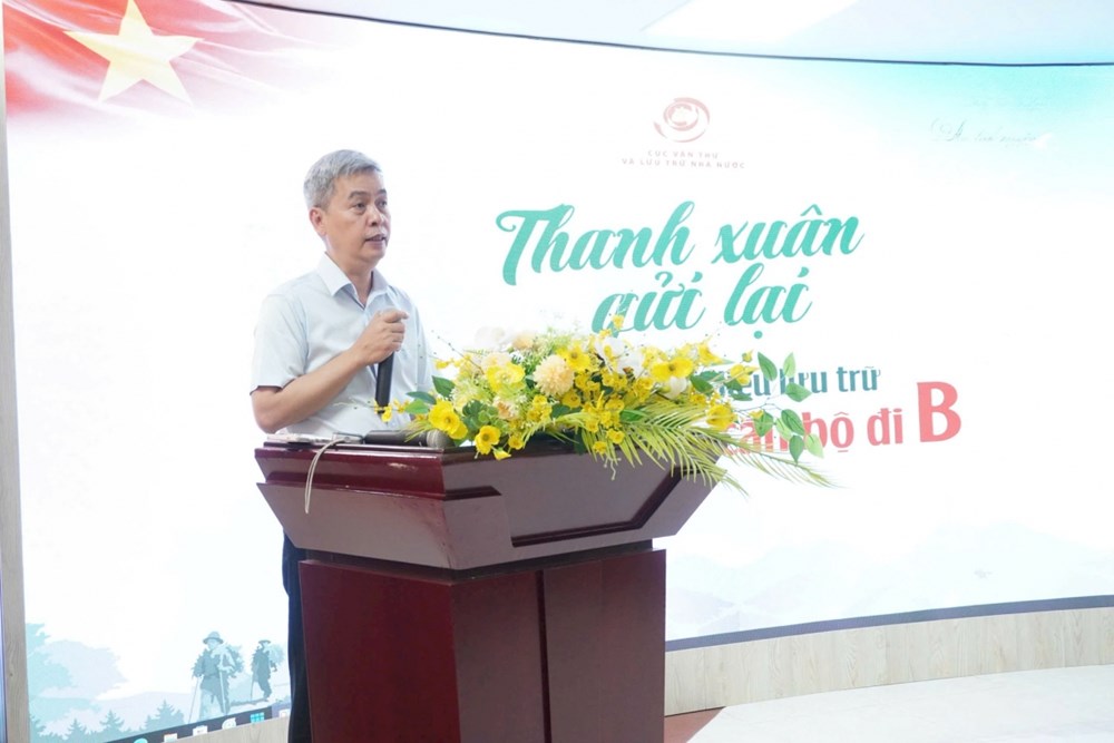 Hơn 100 tài liệu, kỷ vật kể lại hành trình của những cán bộ đi B - ảnh 2