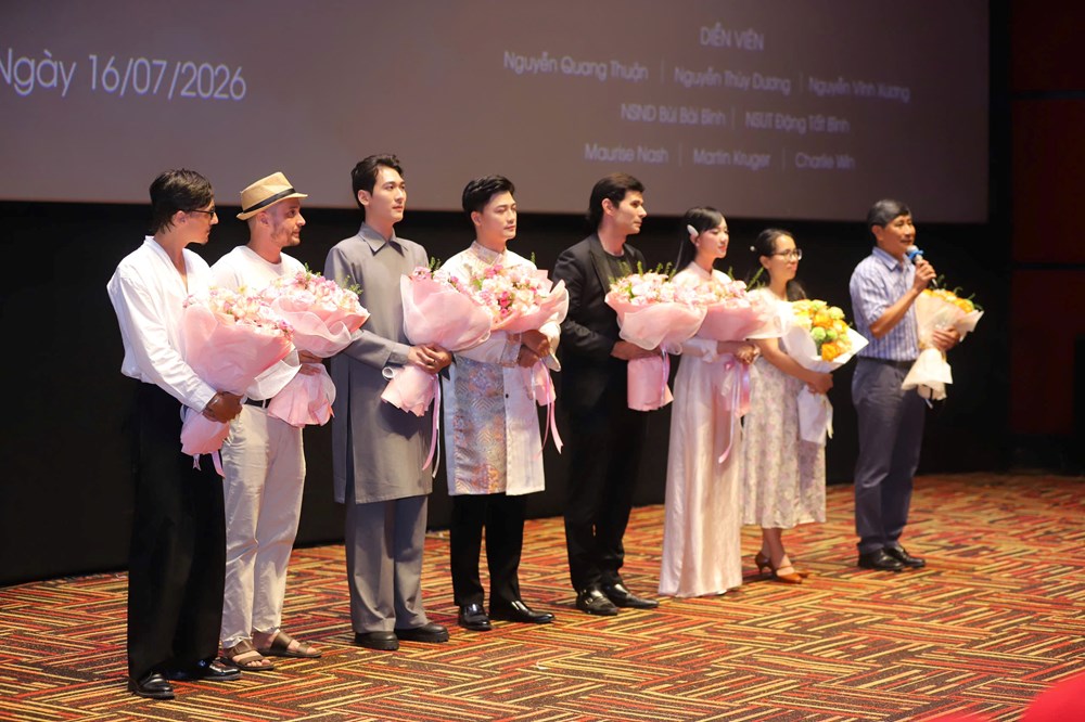 “Thanh âm vượt đại dương” mở đường đưa phim Nhà nước đặt hàng đến rạp thương mại - ảnh 4