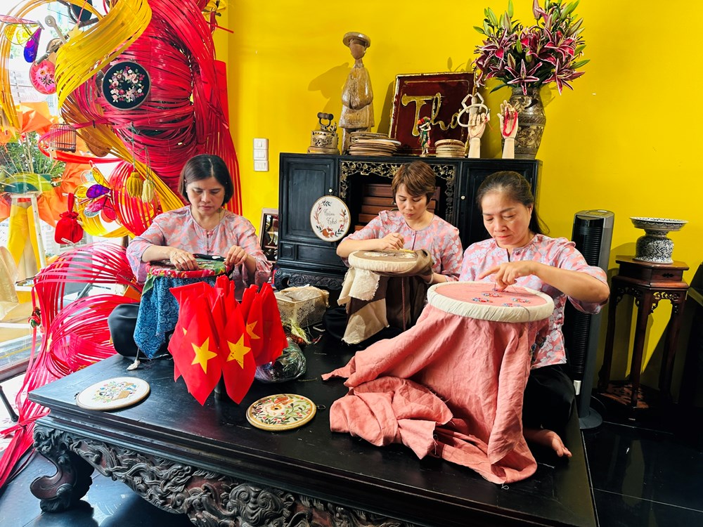 Ra mắt Không gian nghệ thuật thủ công đương đại giữa lòng Hà Nội - ảnh 10