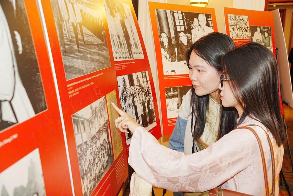 Tổ chức chuỗi sự kiện nhân kỷ niệm 76 năm thiết lập quan hệ ngoại giao Việt Nam - Trung Quốc - ảnh 4