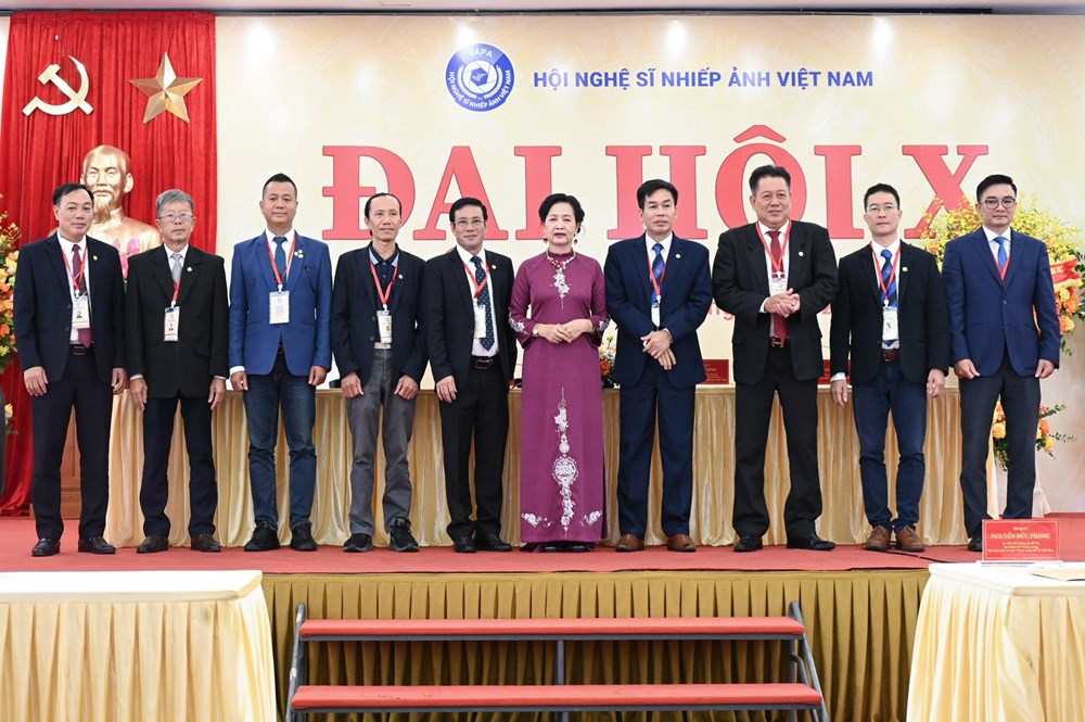 Bà Trần Thị Thu Đông tái đắc cử Chủ tịch Hội Nghệ sĩ Nhiếp ảnh Việt Nam nhiệm kỳ 2026 - 2031 - ảnh 5