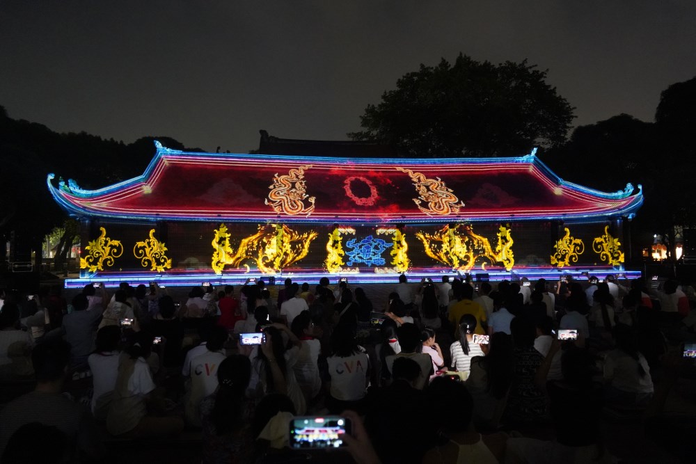 “Vun đắp hiền tài” kể chuyện Quốc Tử Giám bằng công nghệ 3D Mapping - ảnh 3