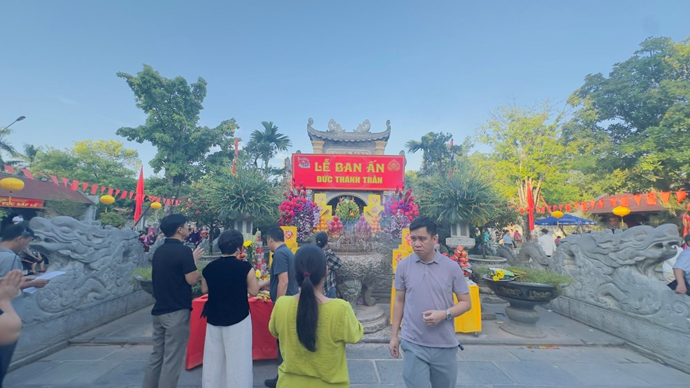 Liên hoan diễn xướng hầu Thánh – điểm nhấn tại Lễ hội mùa Thu Côn Sơn - Kiếp Bạc - ảnh 4