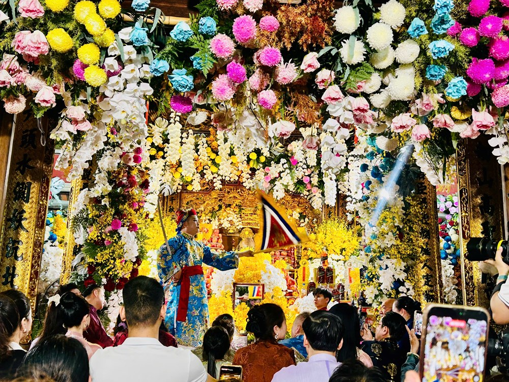 Liên hoan diễn xướng hầu Thánh – điểm nhấn tại Lễ hội mùa Thu Côn Sơn - Kiếp Bạc - ảnh 2